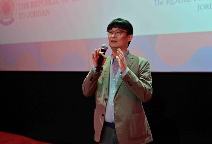 관객들의 궁금증 답하는 이석훈 감독