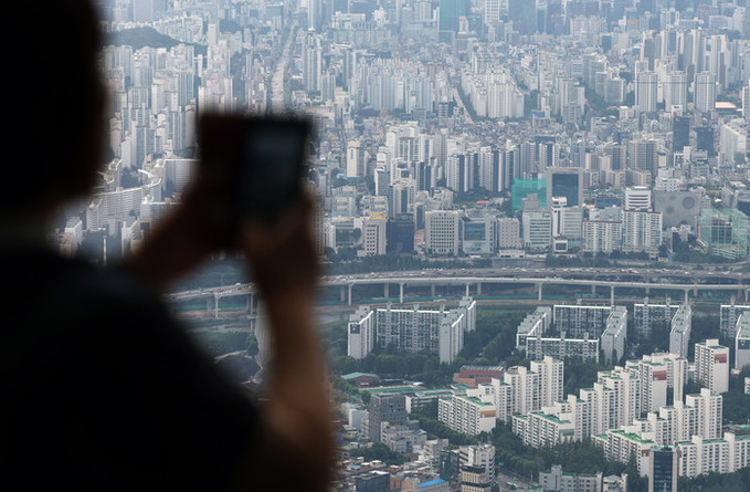 '서울 자가 있는' 김...