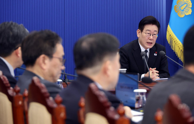 이 대통령, 코스피 활황에 지지도 5...