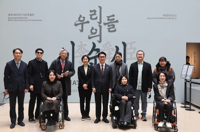 김민석 국무총리, 배리어프리 키오스크...