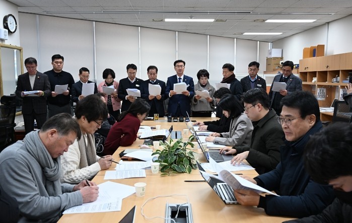 완주군의회, 거짓 사과로 군민 기만하...