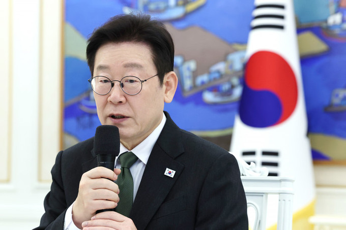 이 대통령, 다주택자 압박 "똘똘한 한 채, 갈아타기 안 하는게 이득"