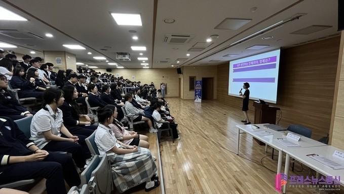 차세대융합기술연구원, 이의고서 서울대 이선영 교수 초청 융합문화콘서트 개최