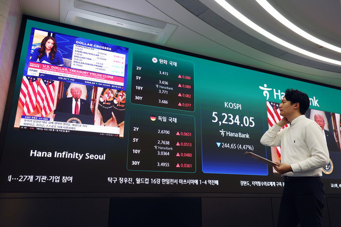 트럼프, 미 원정출산 금지 행정명령… 외교관·테러범도 배제