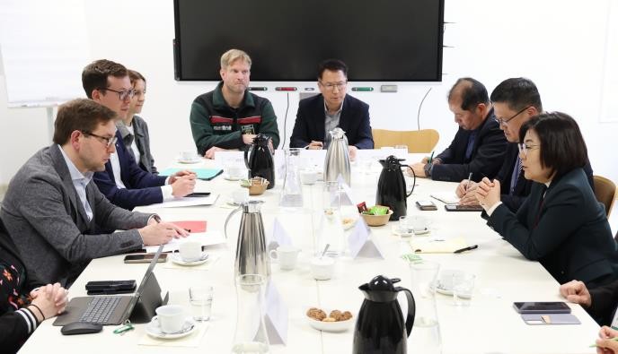 김보라 안성시장, 독일 베를린서 사회...